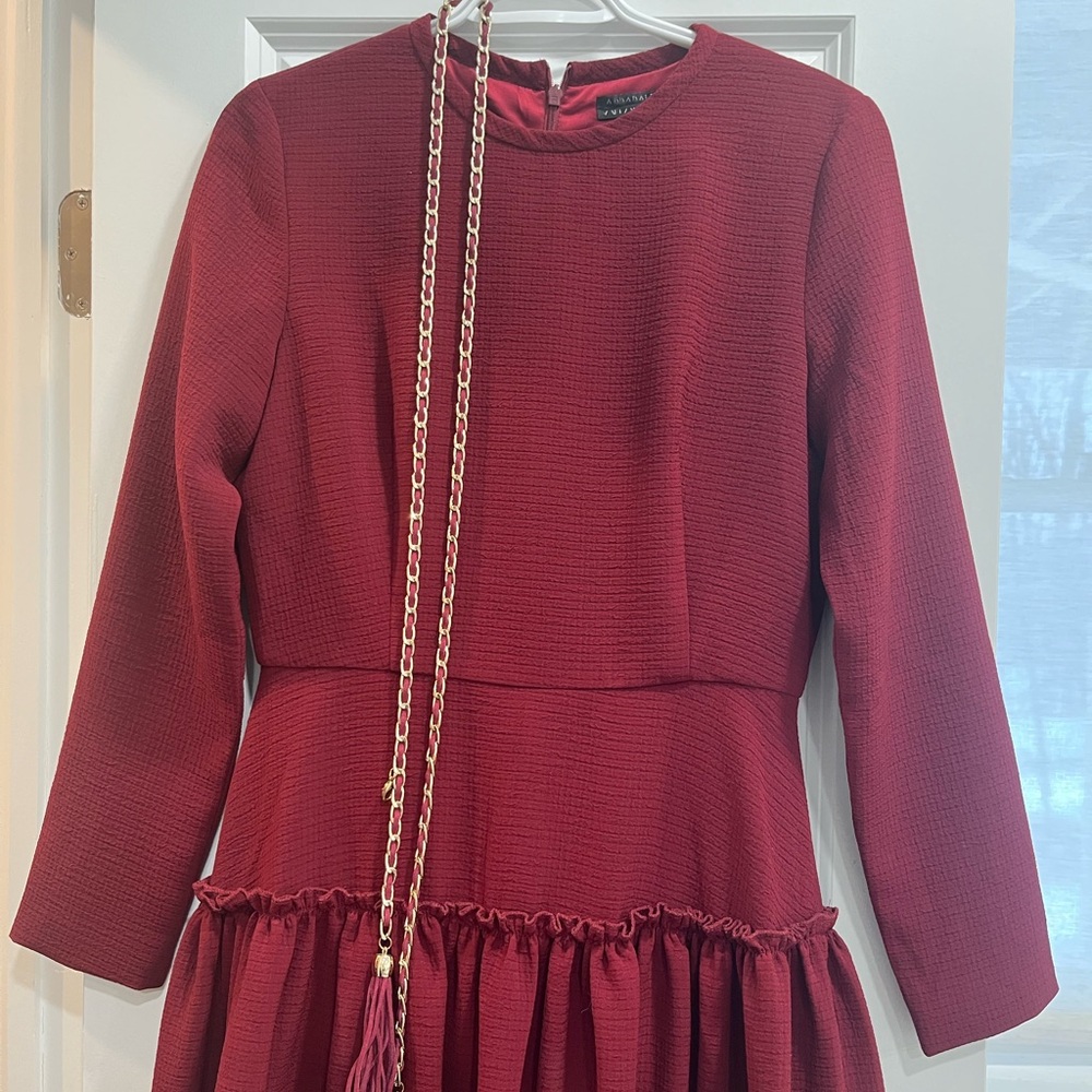 Elegant Burgundy Womens Dress